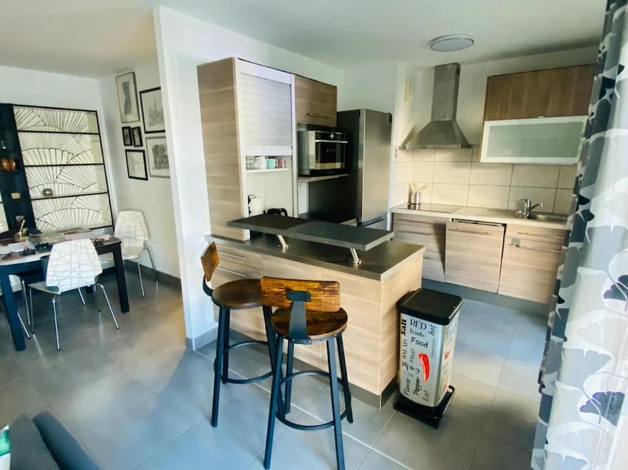 Le Standing Parking Wifi Metz Un-Sejour-A-Part Apartment Bagian luar foto