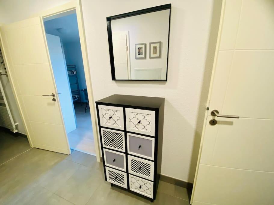 Le Standing Parking Wifi Metz Un-Sejour-A-Part Apartment Bagian luar foto