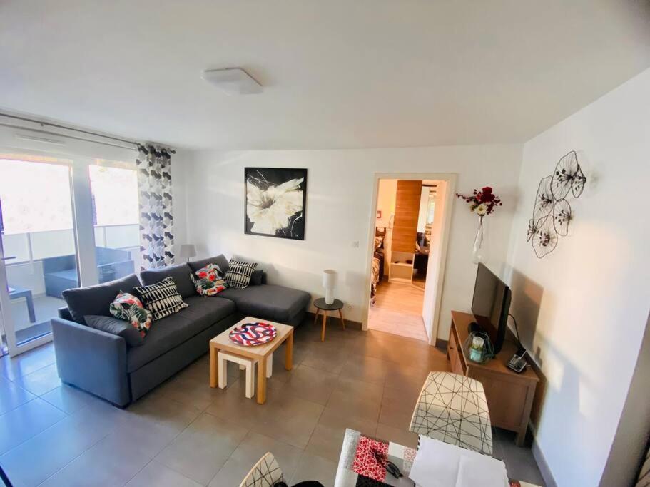 Le Standing Parking Wifi Metz Un-Sejour-A-Part Apartment Bagian luar foto