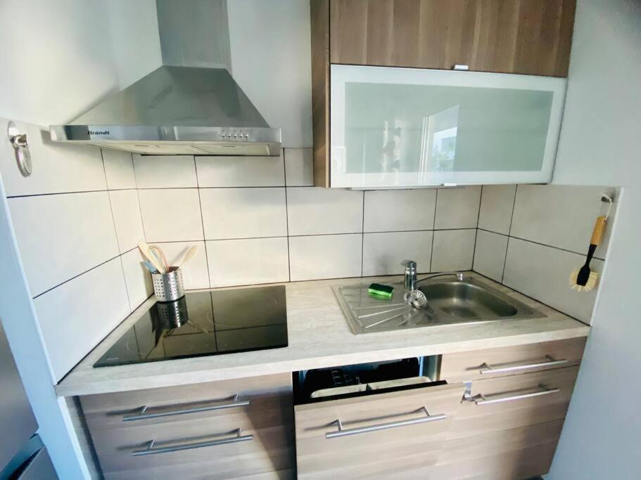 Le Standing Parking Wifi Metz Un-Sejour-A-Part Apartment Bagian luar foto
